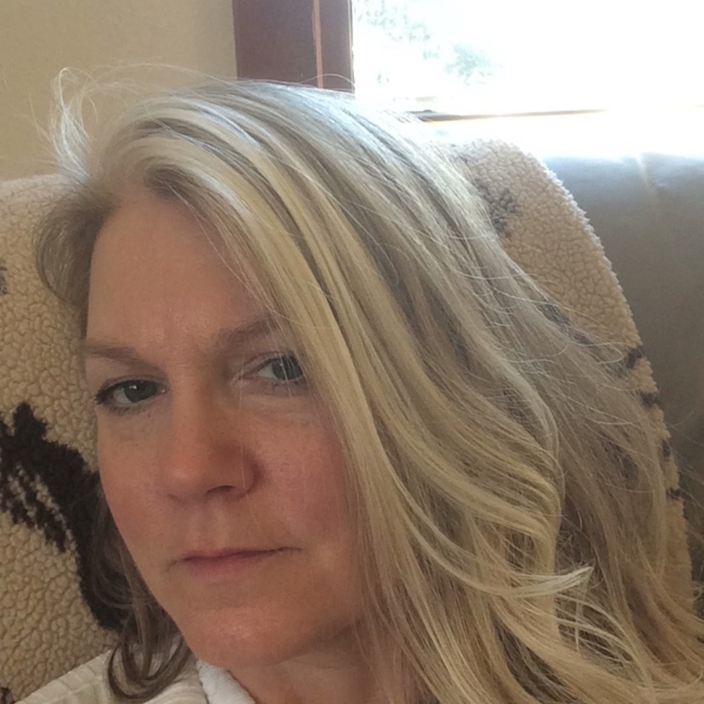 Meet your Posher, Christina